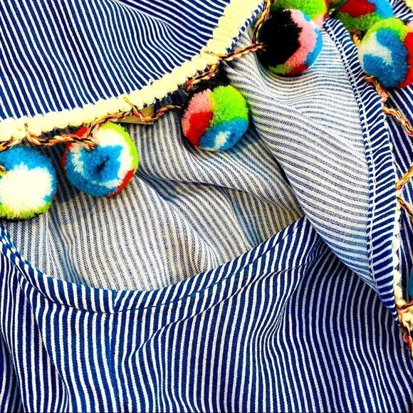 Lucy Love Tapas Hour Pom Pom Top Sz XS - Picture 3 of 8